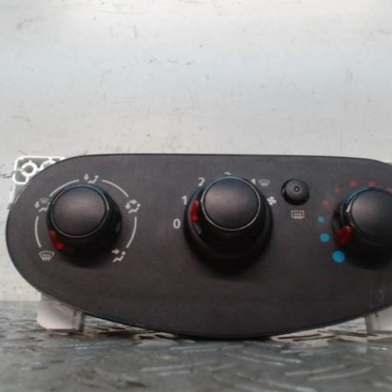 Commande chauffage DACIA SANDERO 2