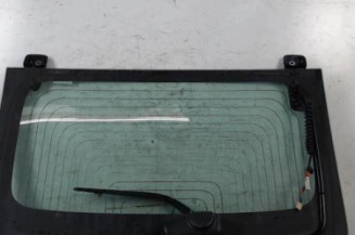 Lunette arriere PEUGEOT 107