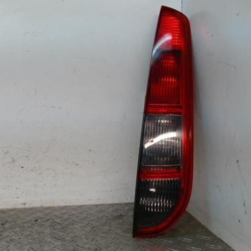 Feu arriere principal droit (feux) FORD FOCUS 2 Feu arriere principal droit (feux) FORD FOCUS 2