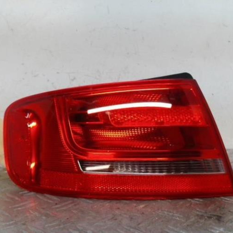 Feu arriere principal gauche (feux) AUDI A4 3 Feu arriere principal gauche (feux) AUDI A4 3