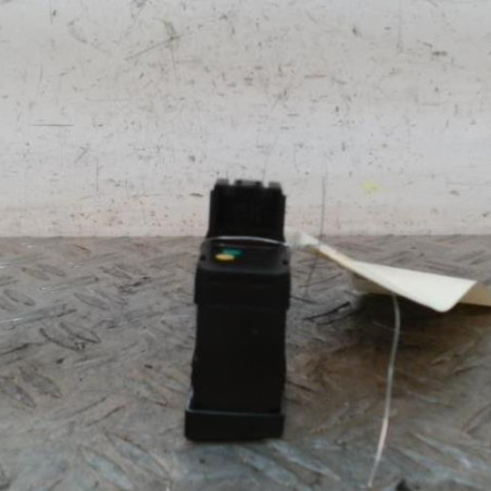 Poignee electrique frein a main AUDI A4 3
