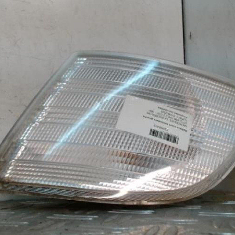 Optique avant secondaire gauche (feux)(clignotant) MERCEDES VITO 638