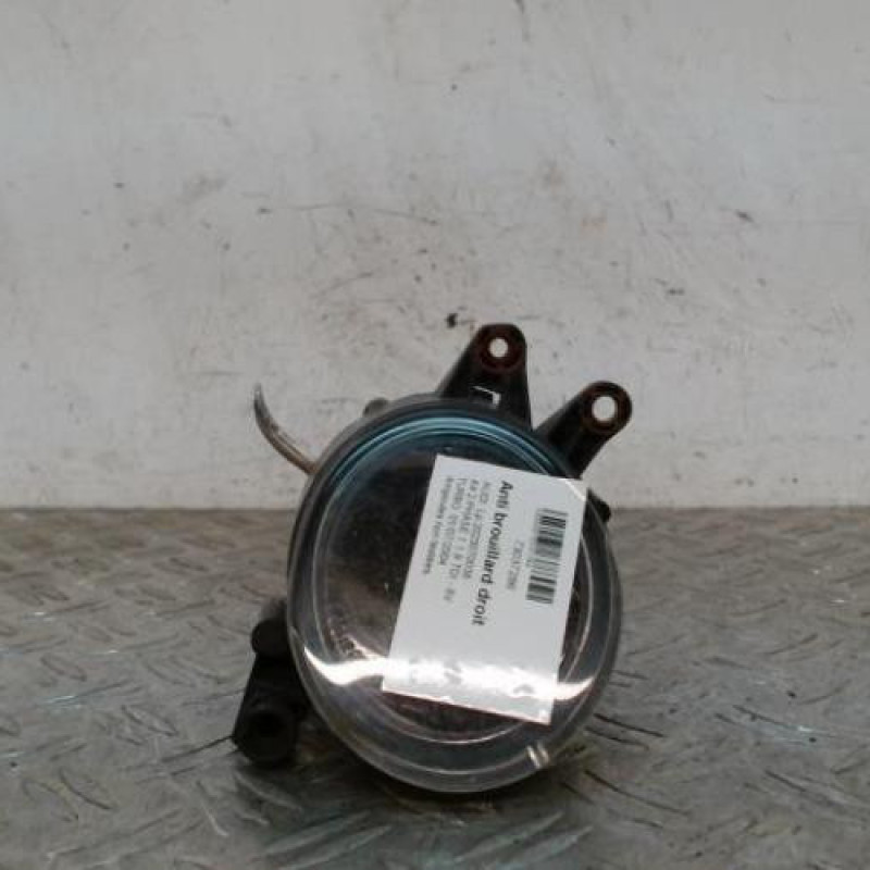 Anti brouillard droit (feux) AUDI A4 2 Anti brouillard droit (feux) AUDI A4 2
