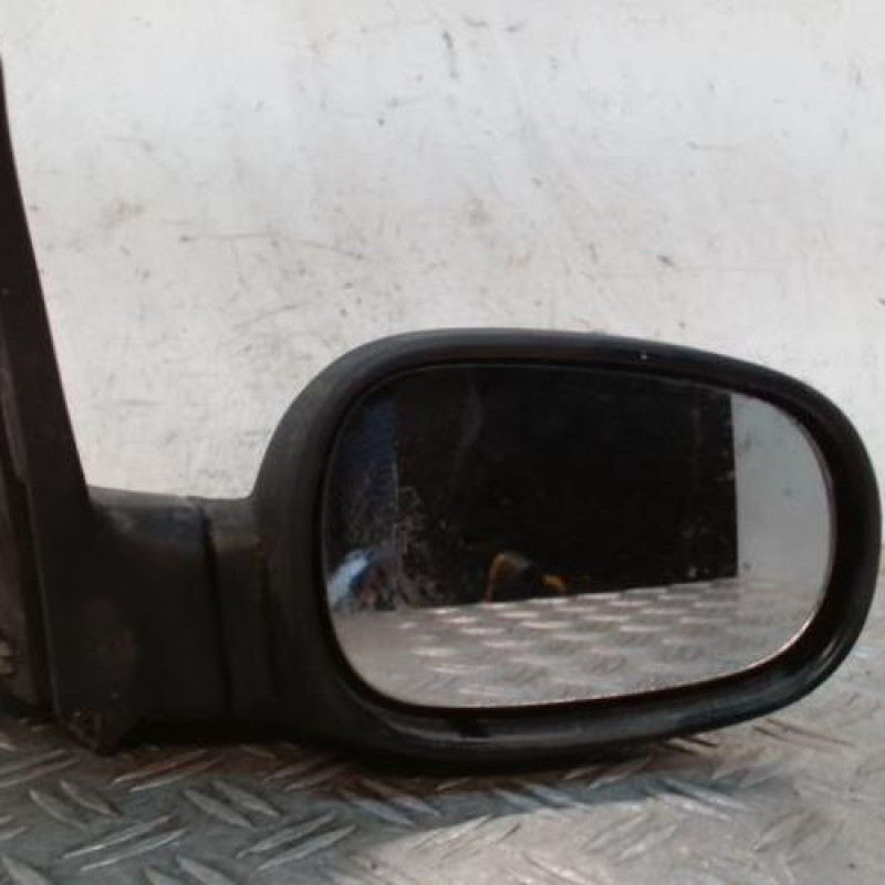 Retroviseur droit RENAULT CLIO 1 Retroviseur droit RENAULT CLIO 1