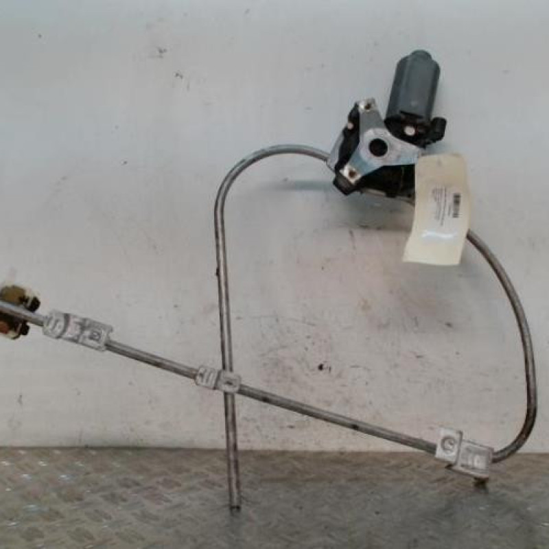 Leve vitre electrique avant gauche RENAULT CLIO 1