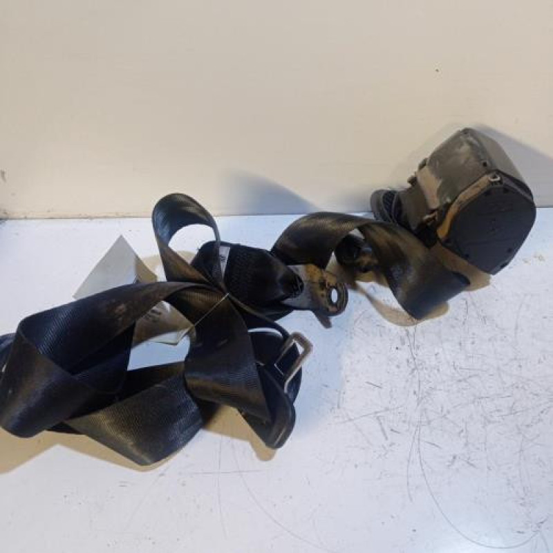 Ceinture arriere droit VOLKSWAGEN POLO 5 Ceinture arriere droit VOLKSWAGEN POLO 5