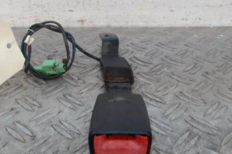 Attache ceinture avant droit VOLKSWAGEN POLO 5 Photo n°1