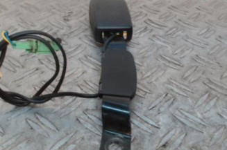 Attache ceinture avant droit VOLKSWAGEN POLO 5