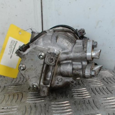 Compresseur clim RENAULT CLIO 4