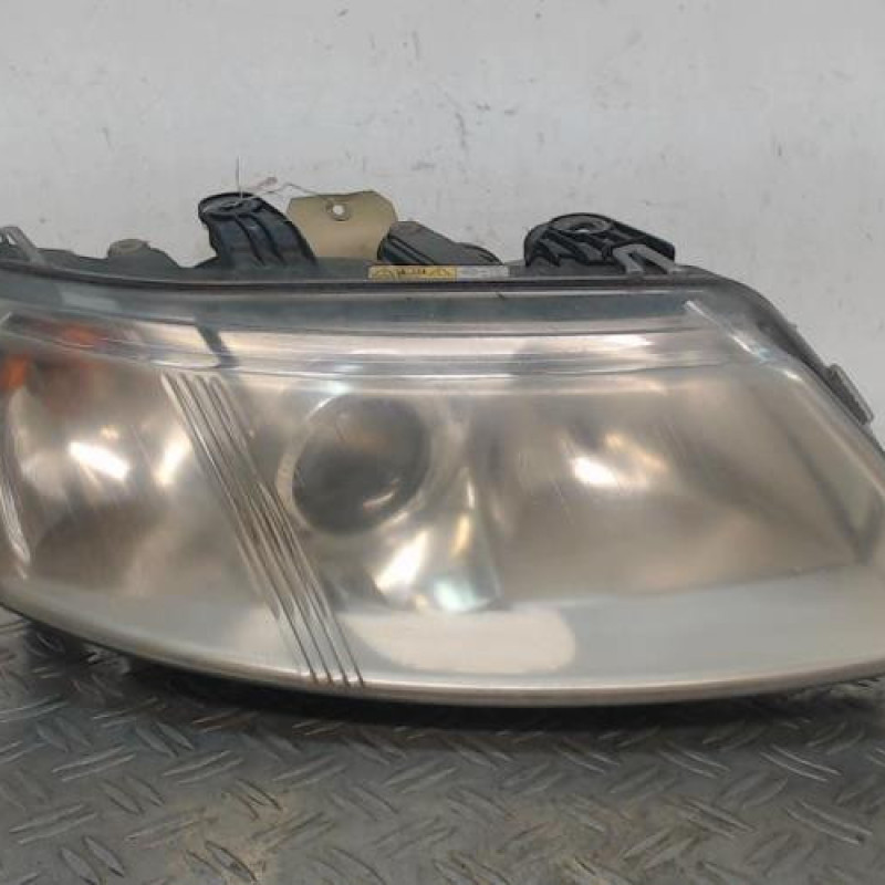 Optique avant principal droit (feux)(phare) SAAB 9.3 2