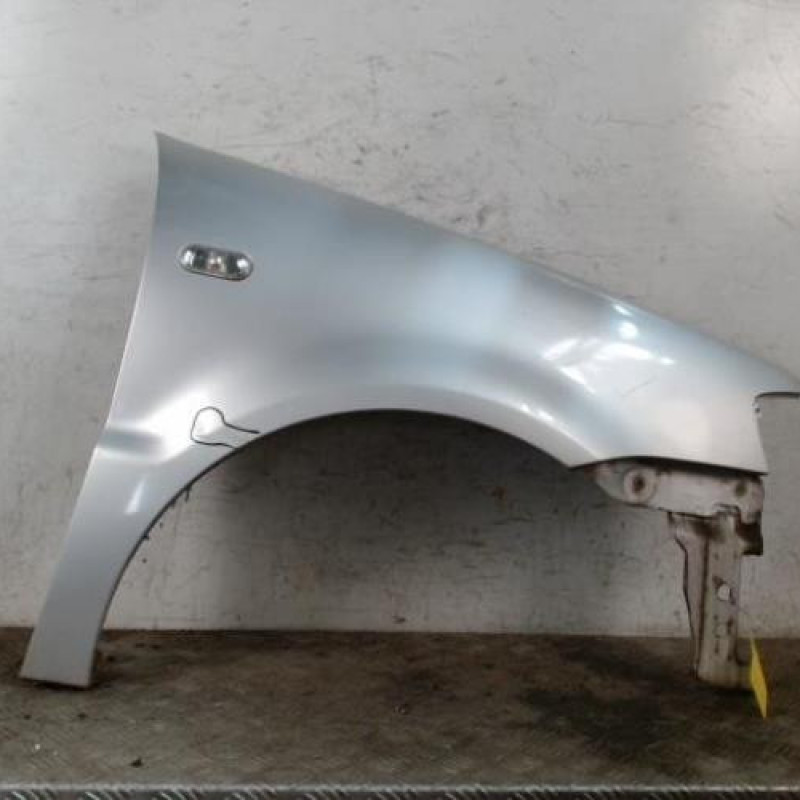 Aile avant droit VOLKSWAGEN POLO 3