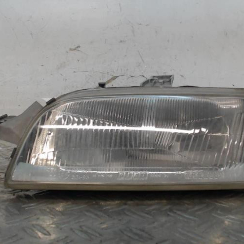 Optique avant principal gauche (feux)(phare) FIAT PUNTO 1