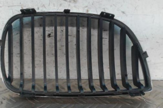Calandre gauche BMW SERIE 1 E87