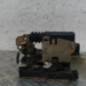 Serrure avant droit RENAULT R19