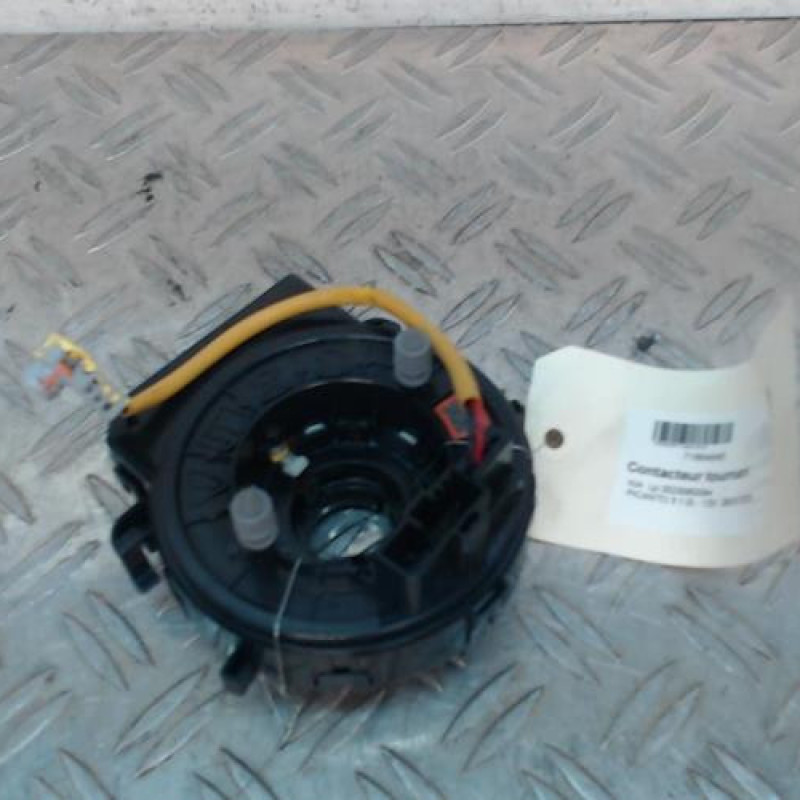 Contacteur tournant KIA PICANTO 3 Contacteur tournant KIA PICANTO 3