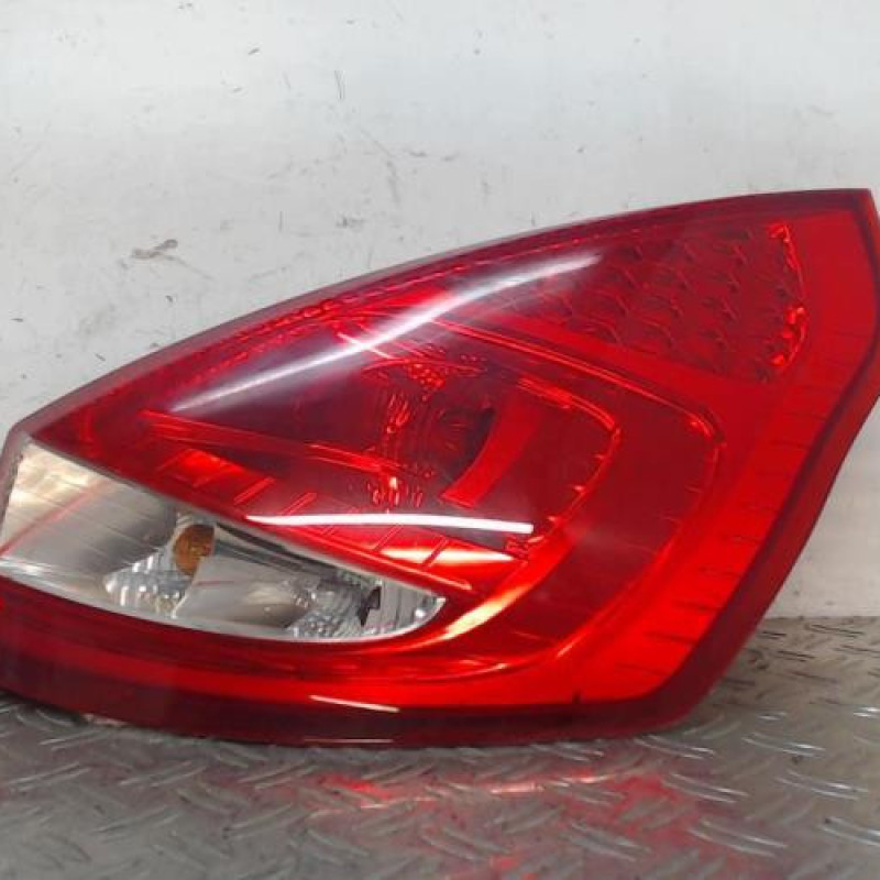 Feu arriere principal gauche (feux) FORD FIESTA 6 Feu arriere principal gauche (feux) FORD FIESTA 6