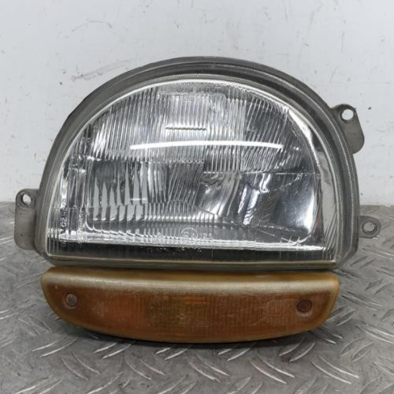 Optique avant principal gauche (feux)(phare) RENAULT TWINGO 1