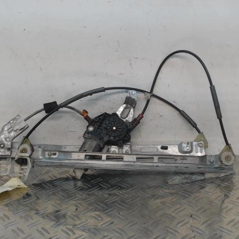Leve vitre electrique avant gauche PEUGEOT 206
