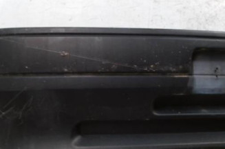 Pare choc avant PEUGEOT 106 Photo n°3