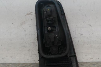 Feu arriere secondaire gauche (feux) RENAULT LAGUNA 2