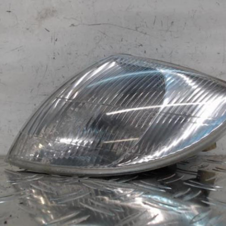 Optique avant secondaire gauche (feux)(clignotant) RENAULT SCENIC 1 Photo n°1