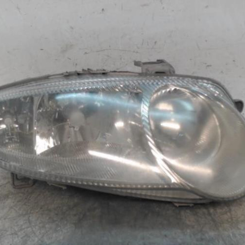 Optique avant principal droit (feux)(phare) ALFA ROMEO 147
