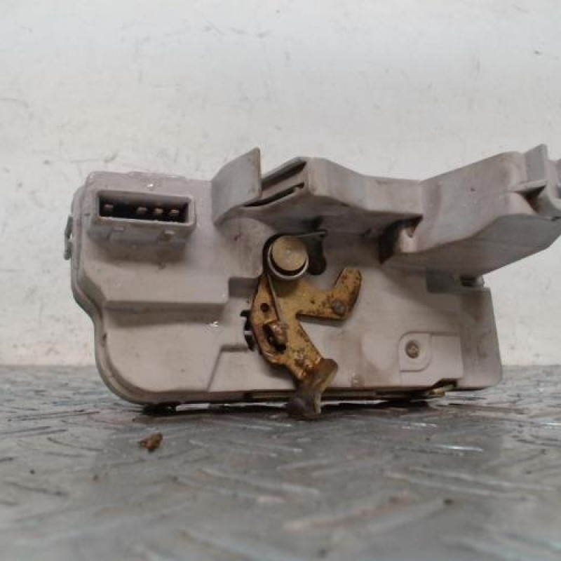 Serrure arriere droit PEUGEOT 307 Serrure arriere droit PEUGEOT 307