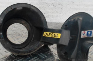 Trappe d'essence PEUGEOT 3008 1