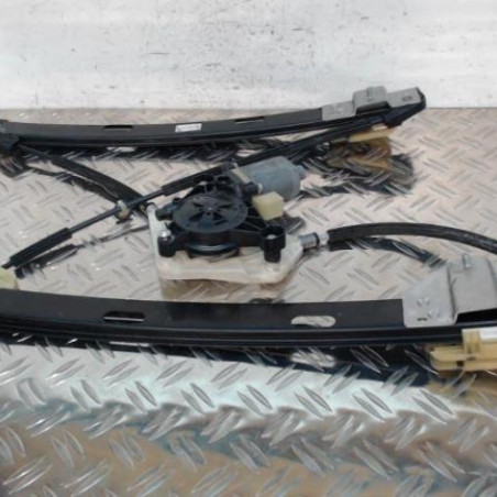 Leve vitre electrique avant droit AUDI A1 2 Photo n°1