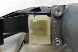 Leve vitre electrique avant droit AUDI A1 2