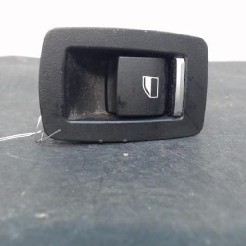 Interrupteur de leve vitre arriere droit BMW SERIE 3 F34 GRAN TURISMO