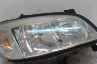 Optique avant principal droit (feux)(phare) OPEL ZAFIRA A Photo n°1