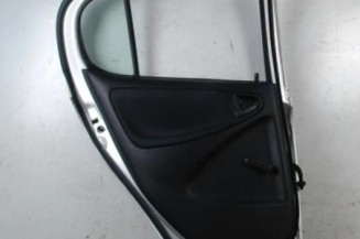 Porte arriere gauche TOYOTA YARIS 1 Photo n°4