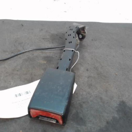 Attache ceinture avant droit VOLKSWAGEN GOLF 6
