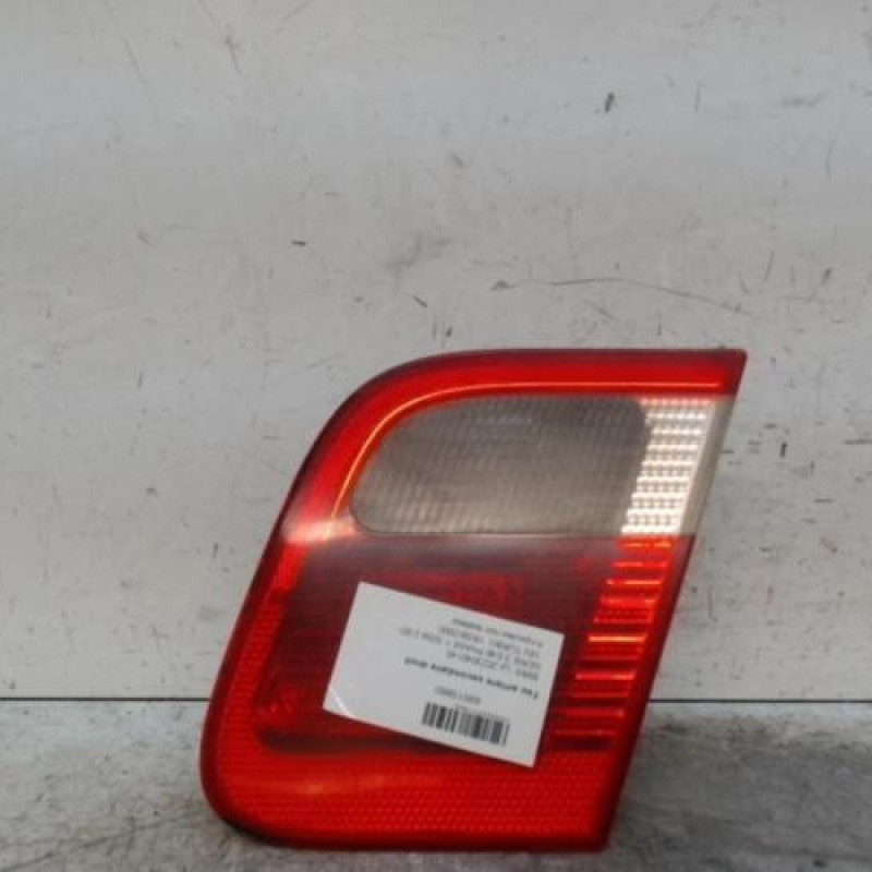 Feu arriere secondaire droit (feux) BMW SERIE 3 E46 Feu arriere secondaire droit (feux) BMW SERIE 3 E46