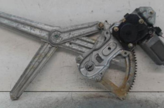 Leve vitre electrique avant droit PEUGEOT 205