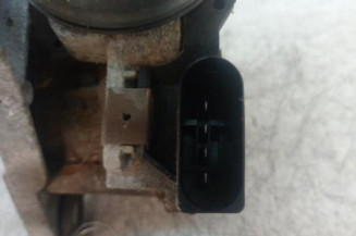 Moteur essuie glace avant gauche FORD FOCUS 3