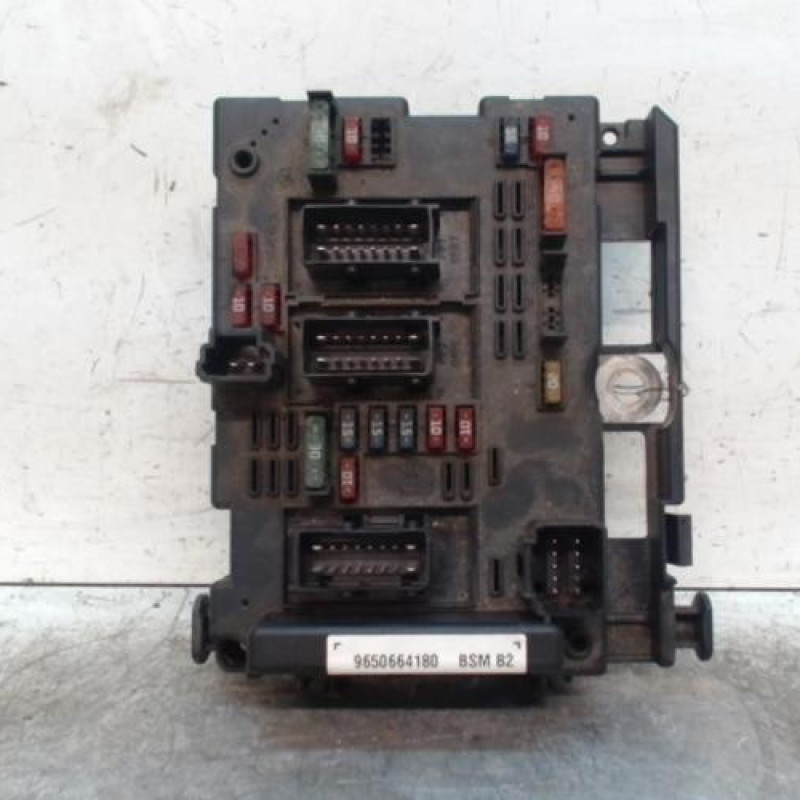 Boitier servitude moteur (BSM) PEUGEOT 307