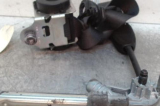 Ceinture avant droit OPEL CORSA D Photo n°1