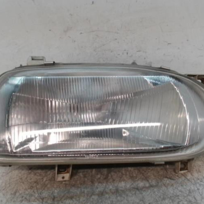 Optique avant principal droit (feux)(phare) VOLKSWAGEN GOLF 3