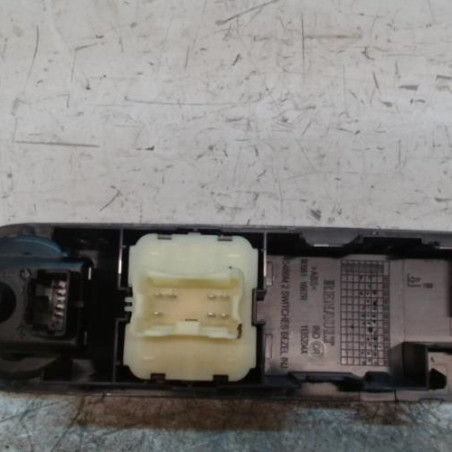 Interrupteur de leve vitre avant gauche RENAULT CLIO 4