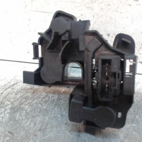 Platine feu arriere droit PEUGEOT 206