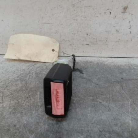 Attache ceinture avant droit PEUGEOT 206