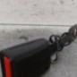 Attache ceinture avant gauche PEUGEOT 208 1
