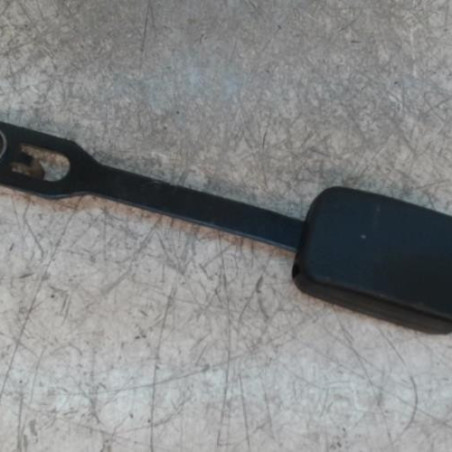 Attache ceinture avant droit PEUGEOT 307