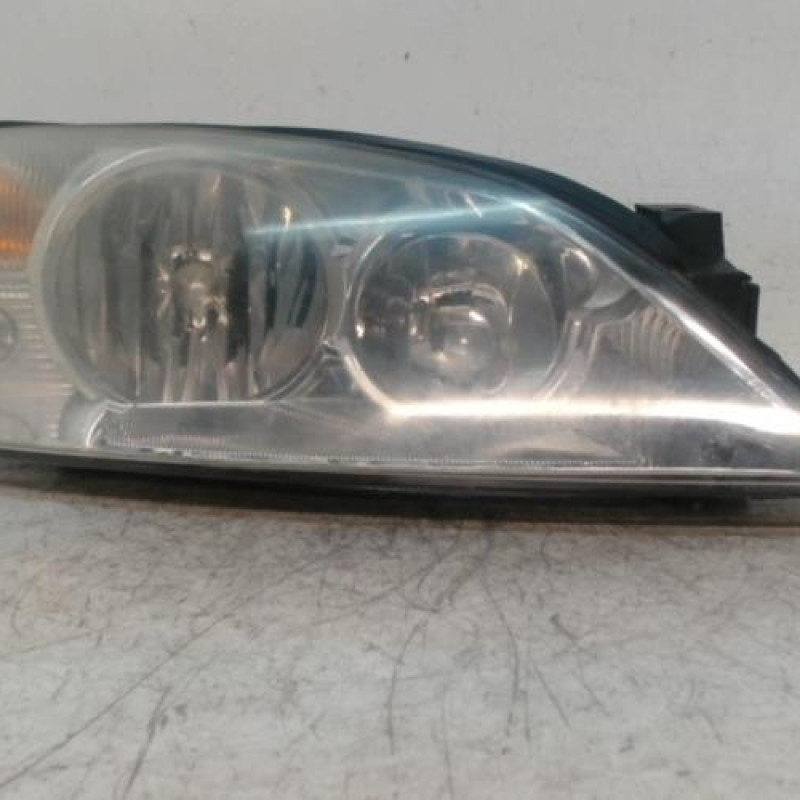 Optique avant principal droit (feux)(phare) FORD MONDEO 2