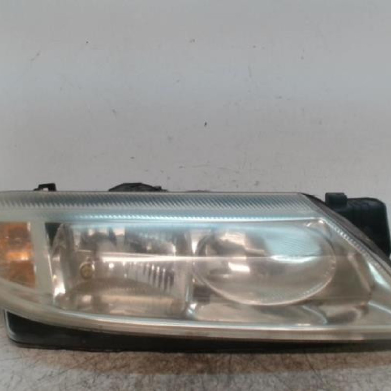 Optique avant principal droit (feux)(phare) RENAULT LAGUNA 2