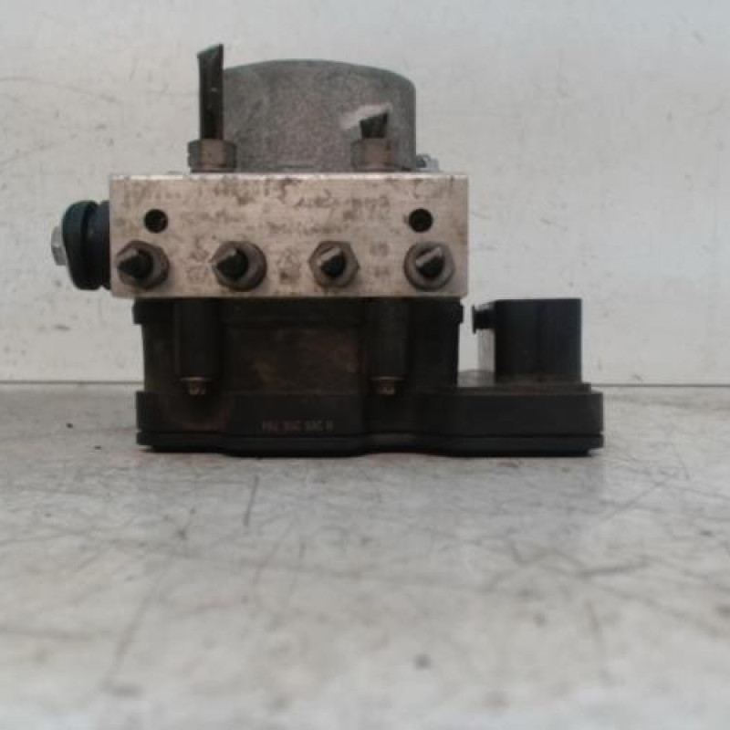 Bloc ABS (freins anti-blocage) RENAULT CLIO 4 Bloc ABS (freins anti-blocage) RENAULT CLIO 4