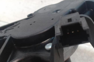 Moteur essuie glace arriere RENAULT LAGUNA 3 Photo n°3