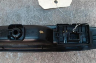 Interrupteur de leve vitre arriere droit RENAULT MEGANE 4
